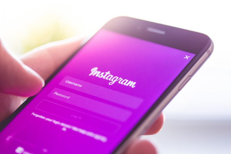 3 Ways To Hack Someone’s Instagram Without Touching Their Phone